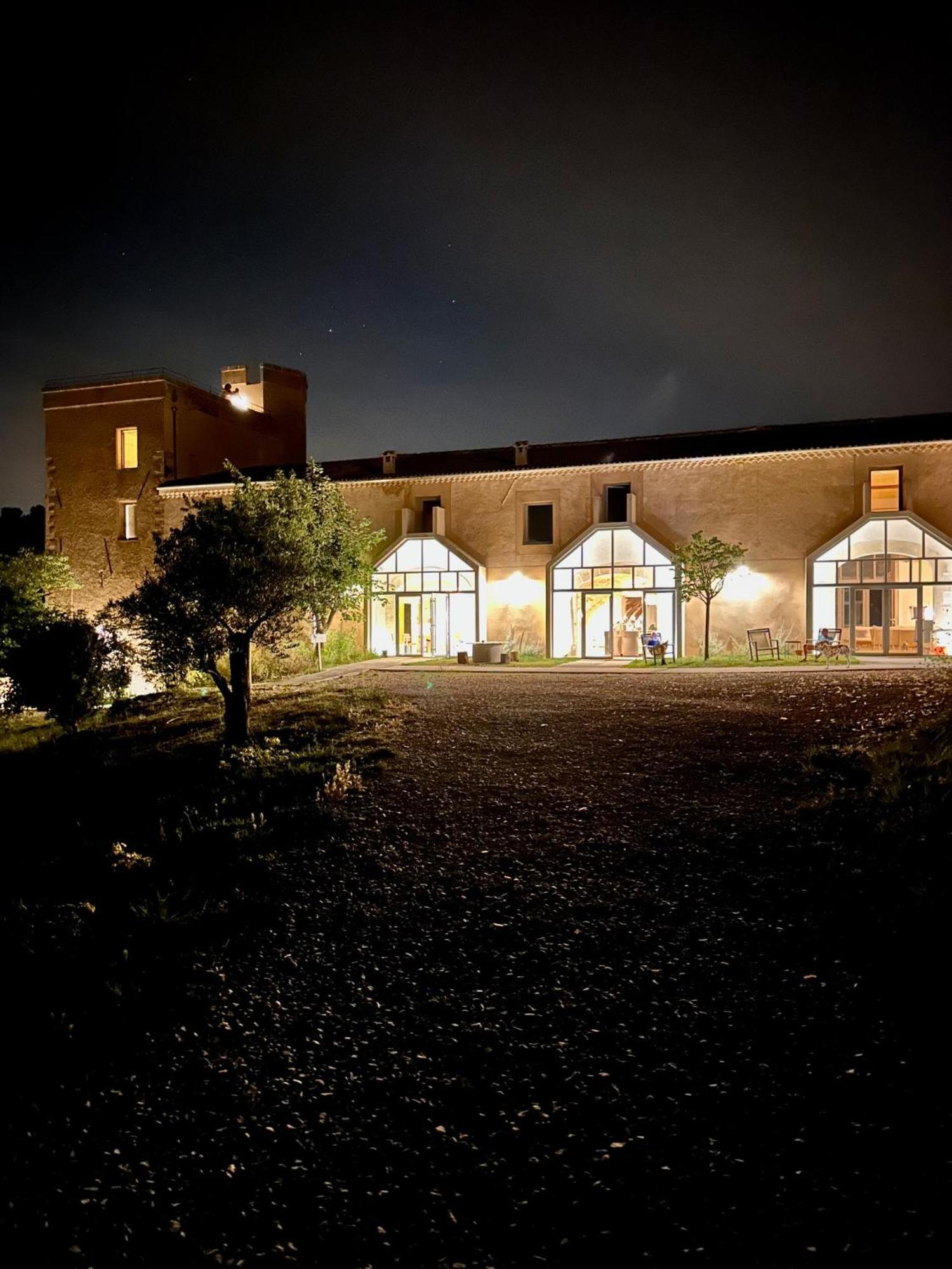 Domaine La Ferme Hi Bride Villelaure Exterior foto